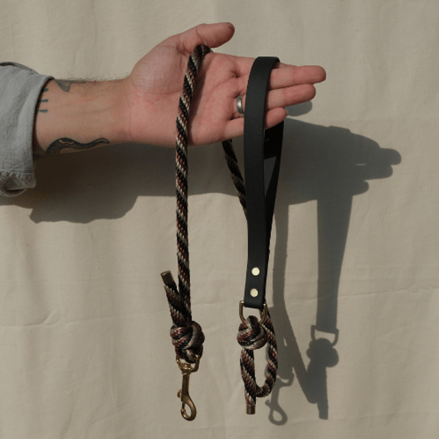 Canis Major — Laisse bi-matière sangle et corde 120cm — noire, bordeaux et beige